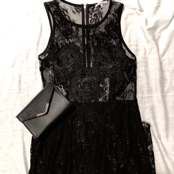 Charlotte Russe Dresses & Skirts - Black Lace Sleeveless Dress